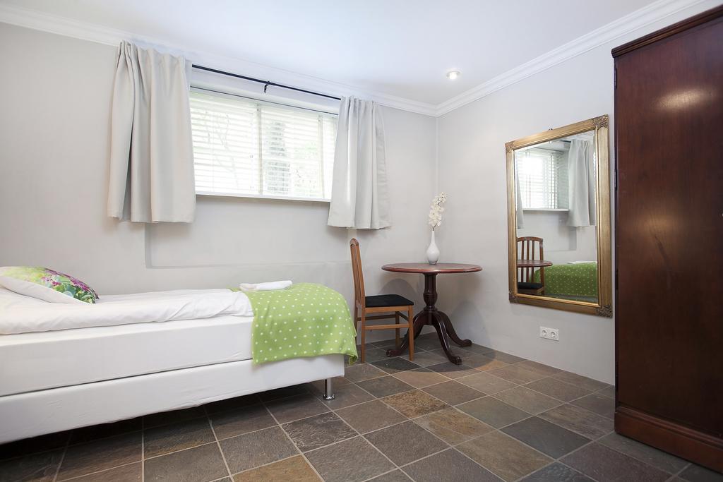 רייקיאוויק Skolabru Guesthouse חדר תמונה